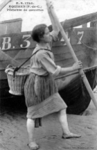 Mujeres del mar. Trabajo y familia: nobleza marinera.
